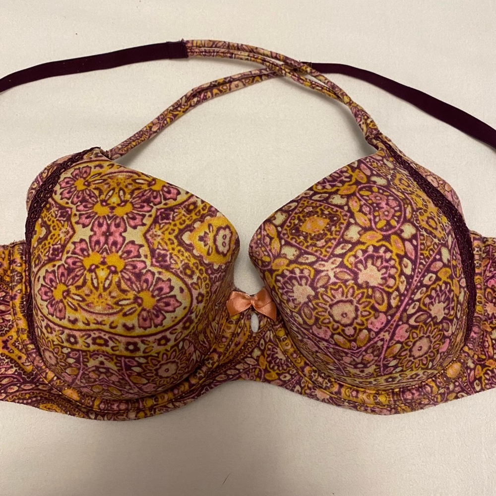 Victoria Secret bra 32DD